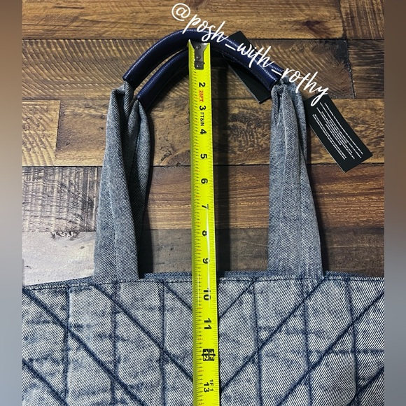 Karl Lagerfeld Paris Amour Tote, NWT - Picture 9 of 13